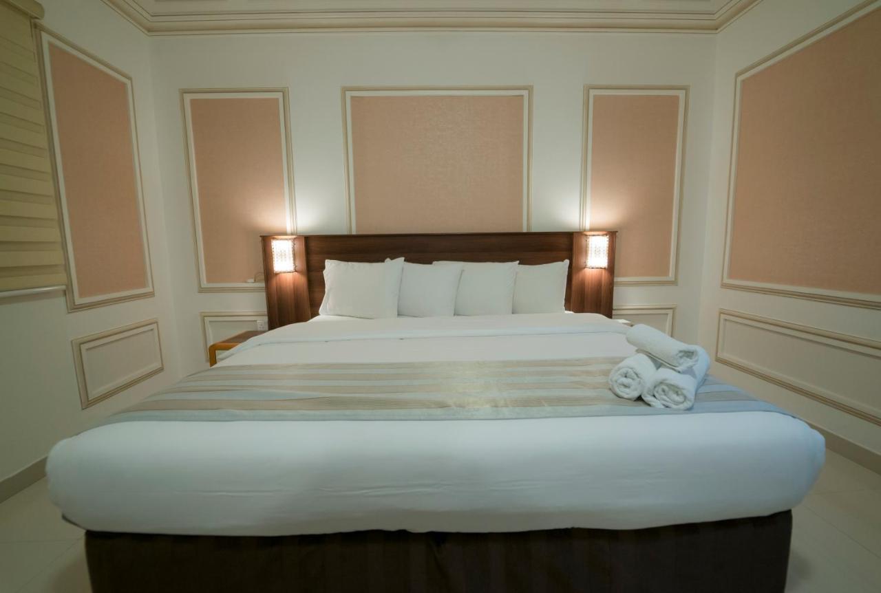 Al Ghubrah Plaza Hotel มัสกัต ภายนอก รูปภาพ